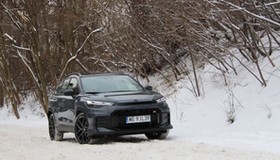 Toyota Corolla Cross 2.0 Hybrid GR Sport 