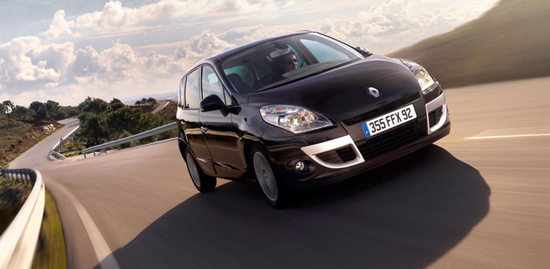 Nowy Renault Scenic: ładny, nowoczesny, wygodny (ceny w Polsce)