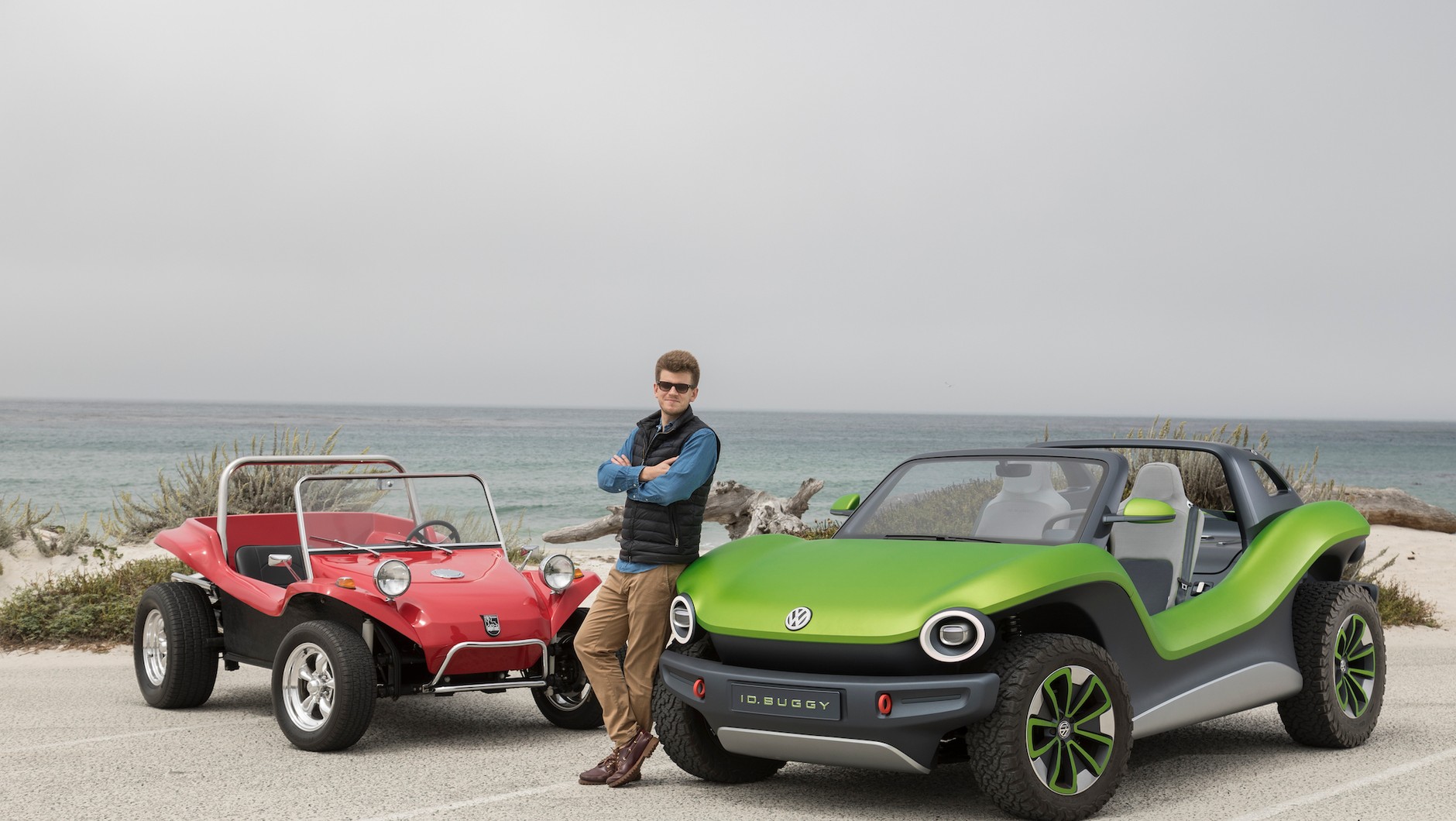Błażej Buliński przy VW ID. Buggy i Meyers Manx