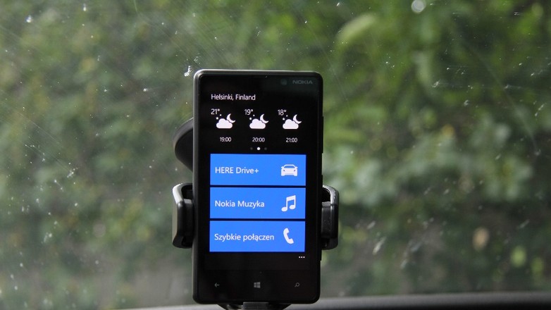 Trzeba przyznać, że rozwiązanie bezprzewodowego ładowania jest bardzo wygodne.