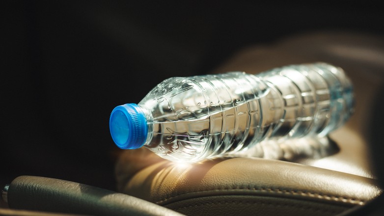 Butelka z wodą