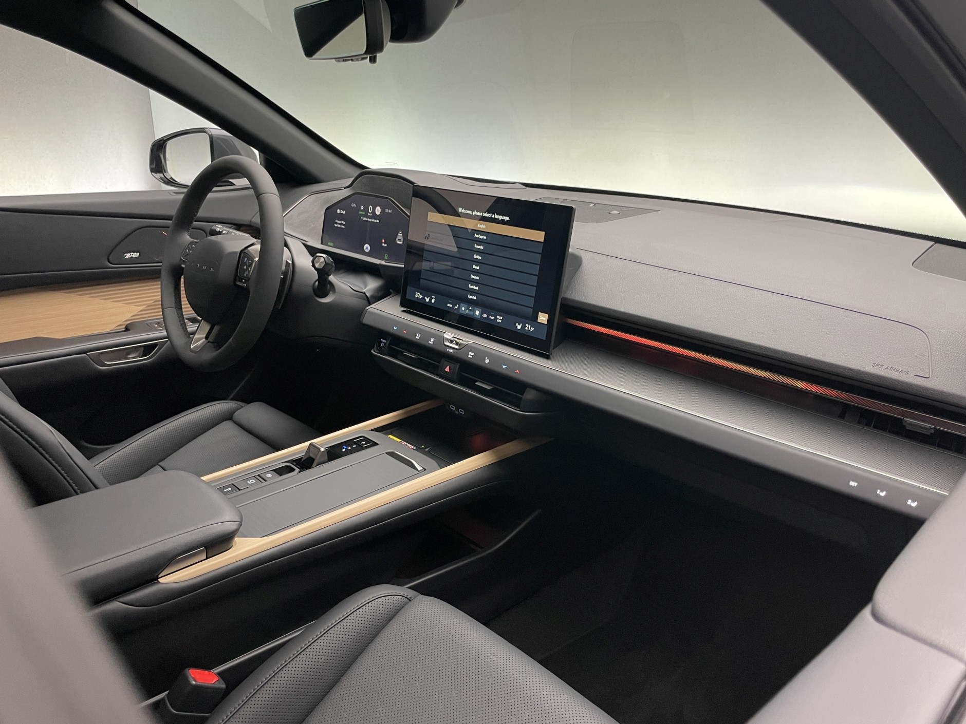 Nowy Lexus ES (2025)