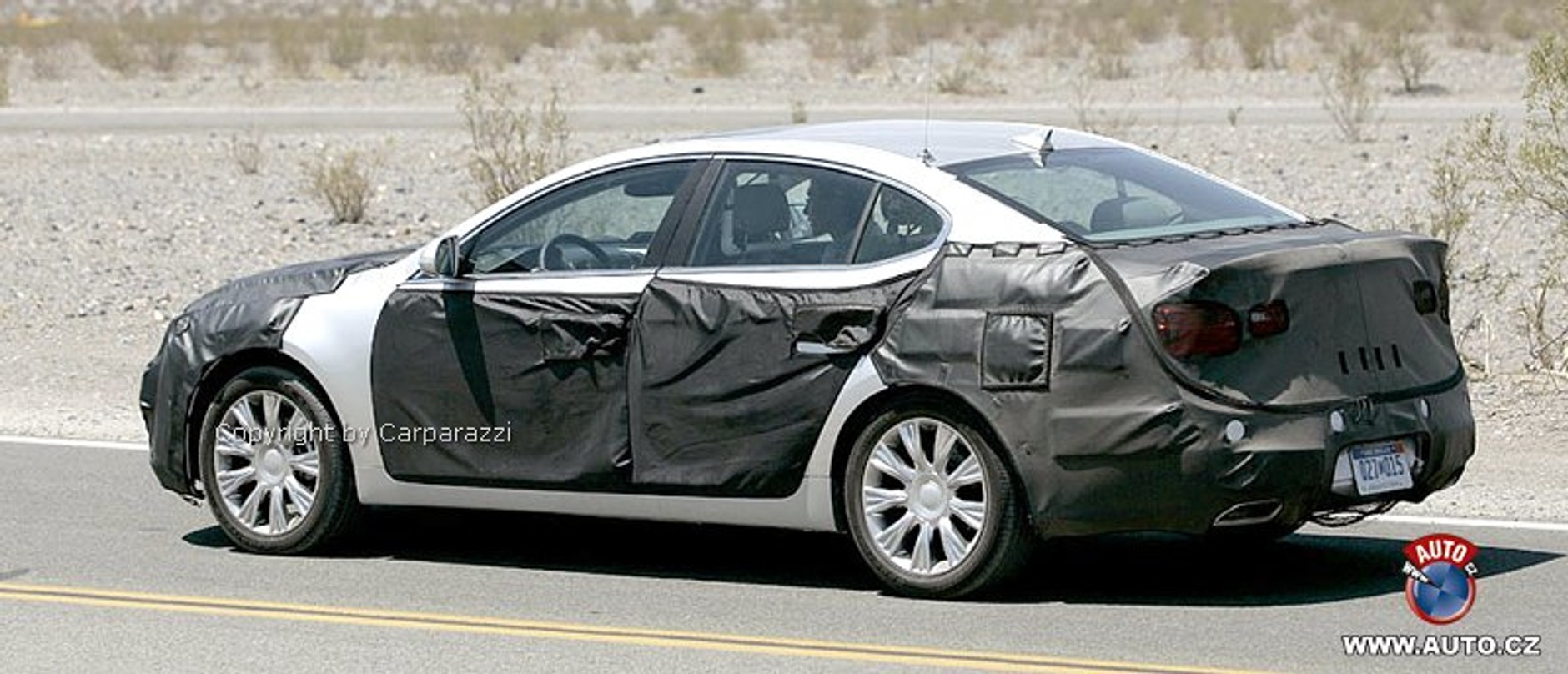 Kia VG: pierwszy szkic następcy modelu Opirus