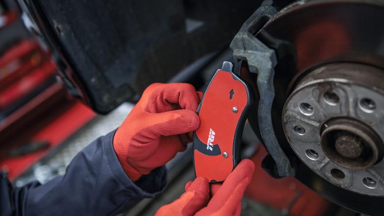 Montaż niskopylących klocków hamulcowych