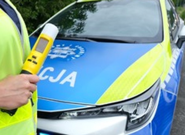 Policjanci zatrzymali go za przekroczenie prędkości. To był początek problemów