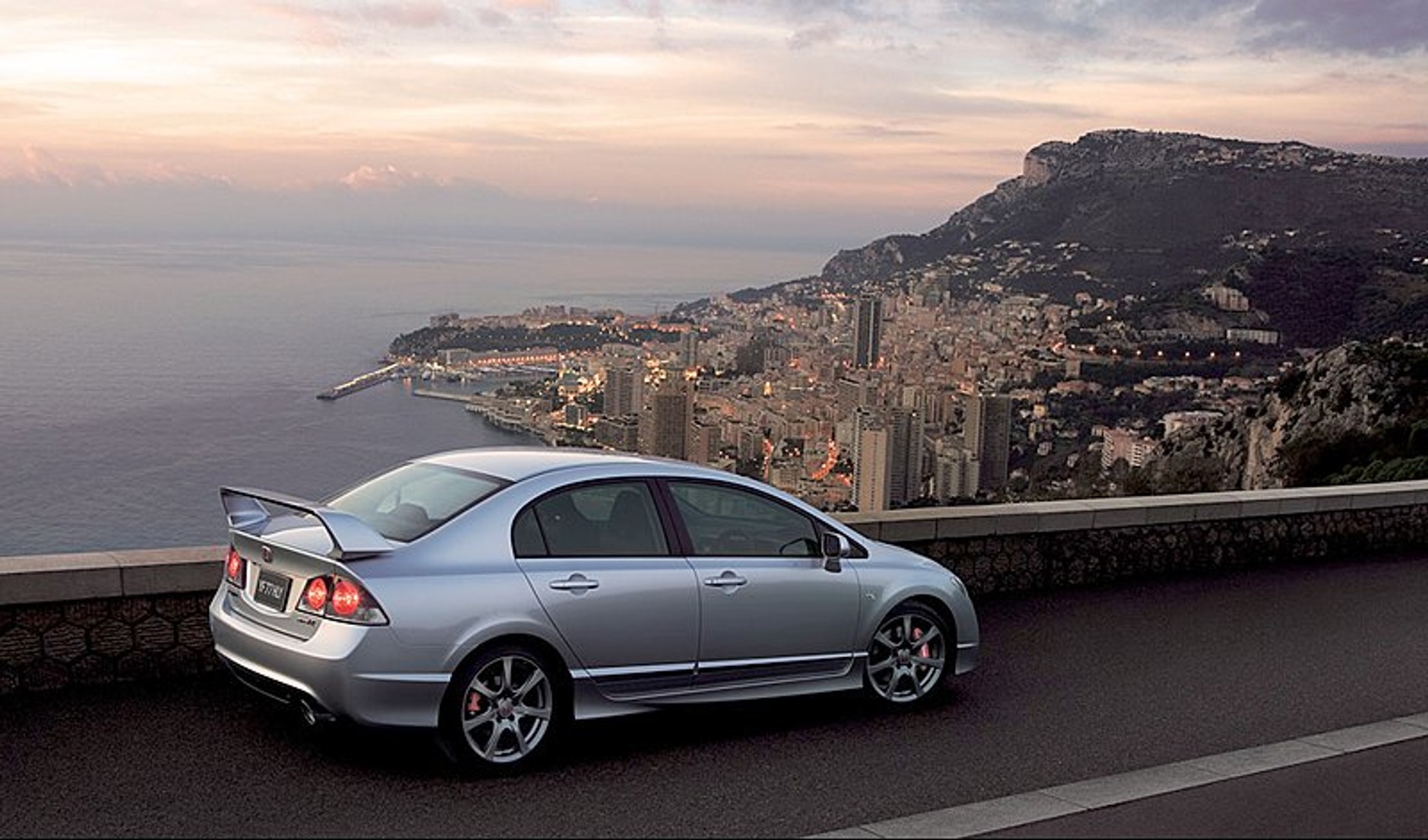 Honda Civic Type R Sedan – niedostępna rakieta