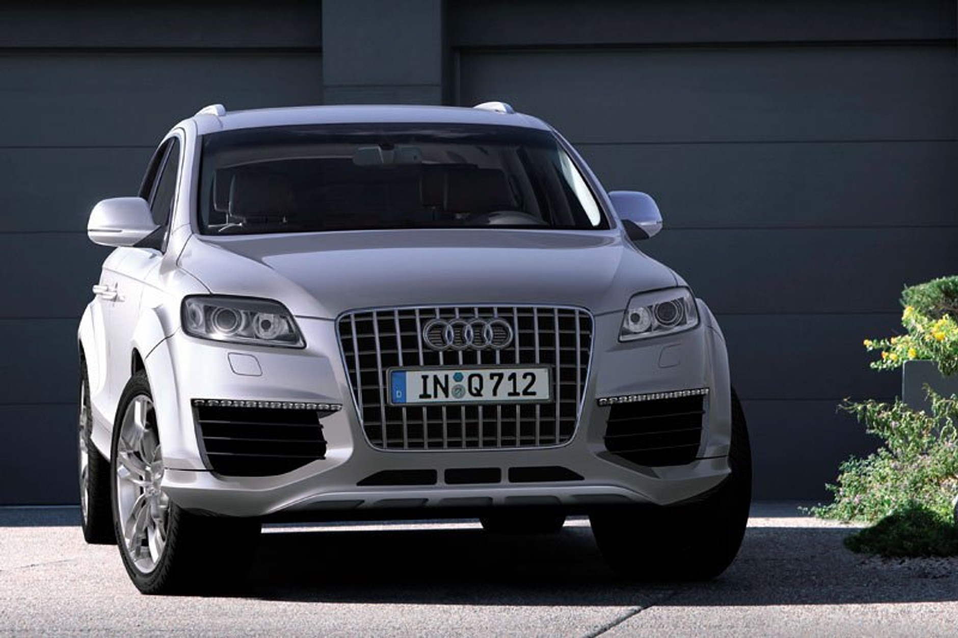 Audi Q7 V12 TDI (500 KM): z wyścigów Le Mans pod maskę Q7