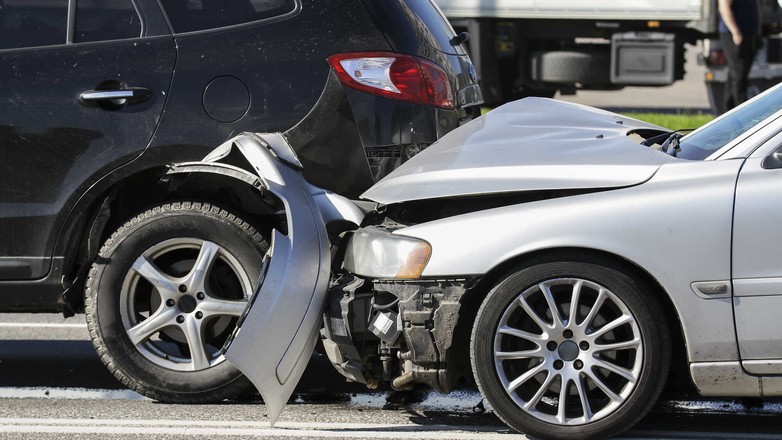 mStłuczka a oszustwa: jak systemy AI weryfikują autentyczność zdjęć i nagrań z miejsca zdarzenia?