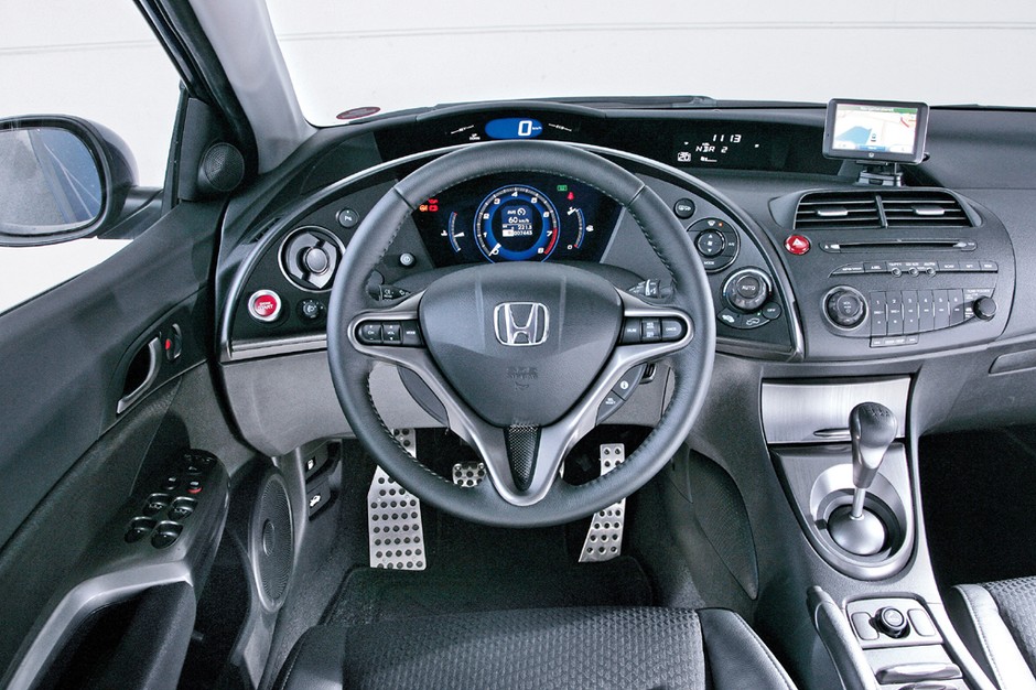 Opel Astra kontra reszta świata, czyli - Ford Focus, Honda Civic, Kia ceed, Renault Megane i VW Golf