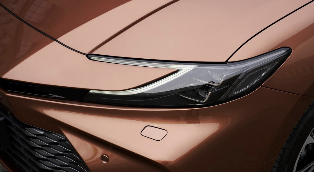 Nowa Toyota Camry