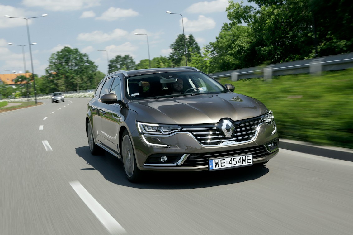 W bagażniku Talismana kombi zmieści się od 572 do 1681 l. Ale i sedan wypada dobrze: od 608 l