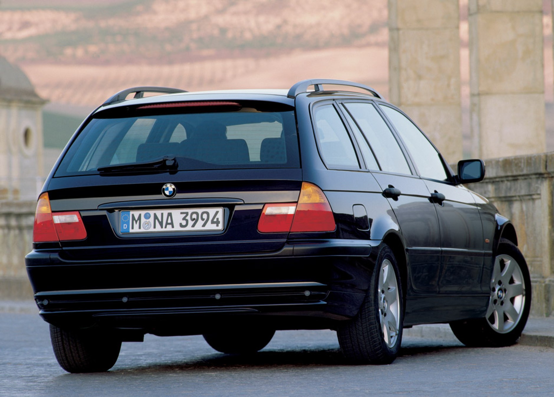 Wszystko o BMW serii 3: poznaj jego największe wady i zalety