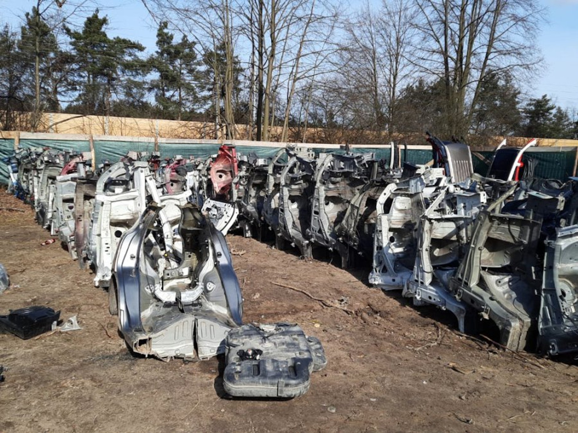 „Dziupla” jak hurtownia motoryzacyjna [Zdjęcia, nagranie]