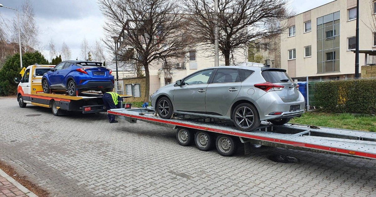 W 2022 r. tylko w Warszawie i okolicach policjanci odzyskali skradzione auta, warte ponad 42 mln zł