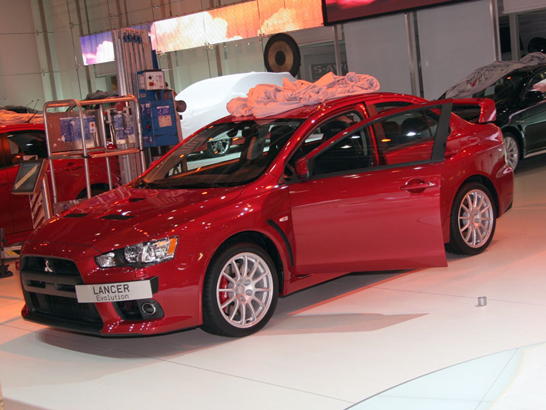 Genewa 2008: samochody sportowe i tuning - fotogaleria (2. część)