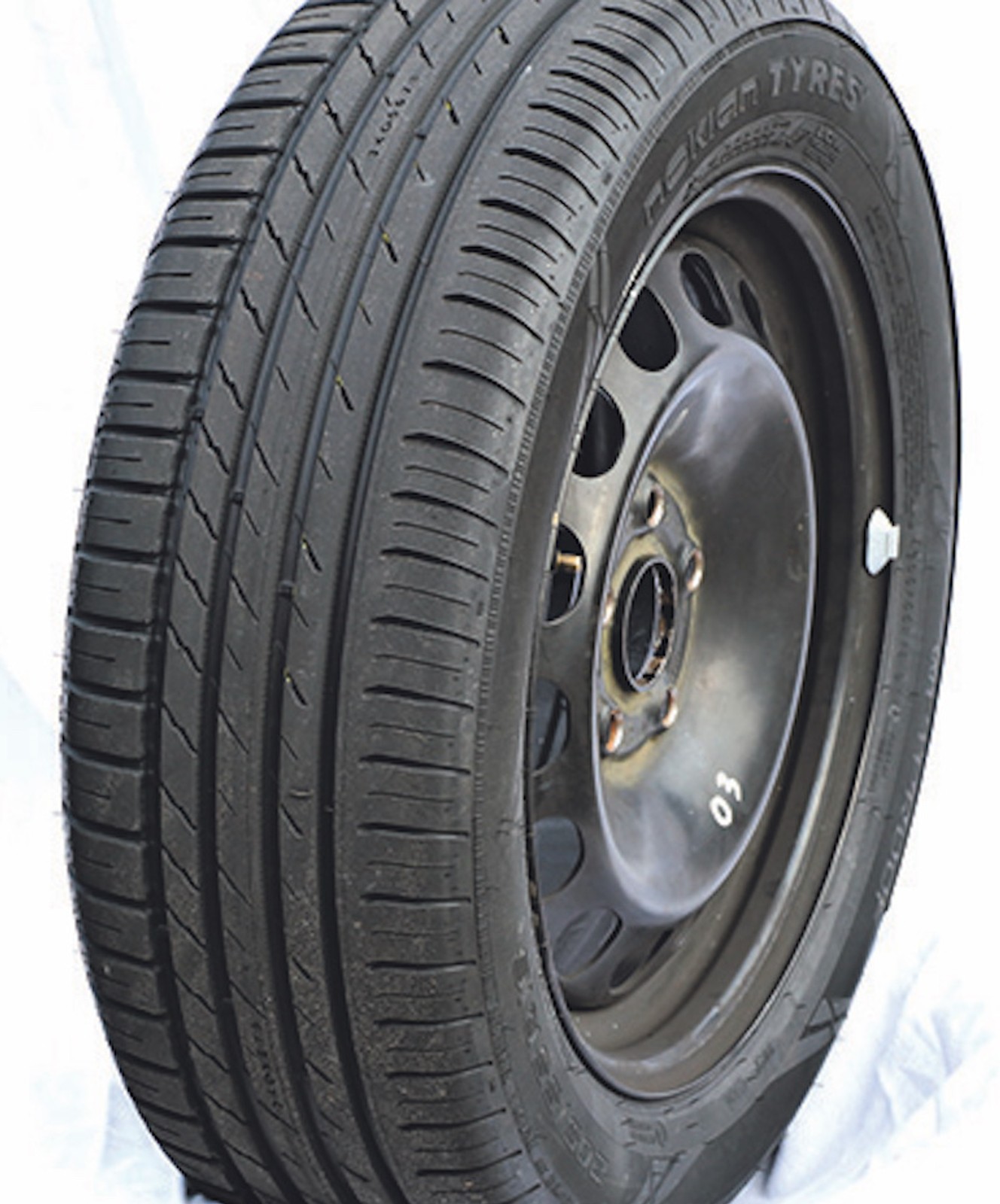 17. Miejsce, ocena zadowalająca: Nokian Wetproof