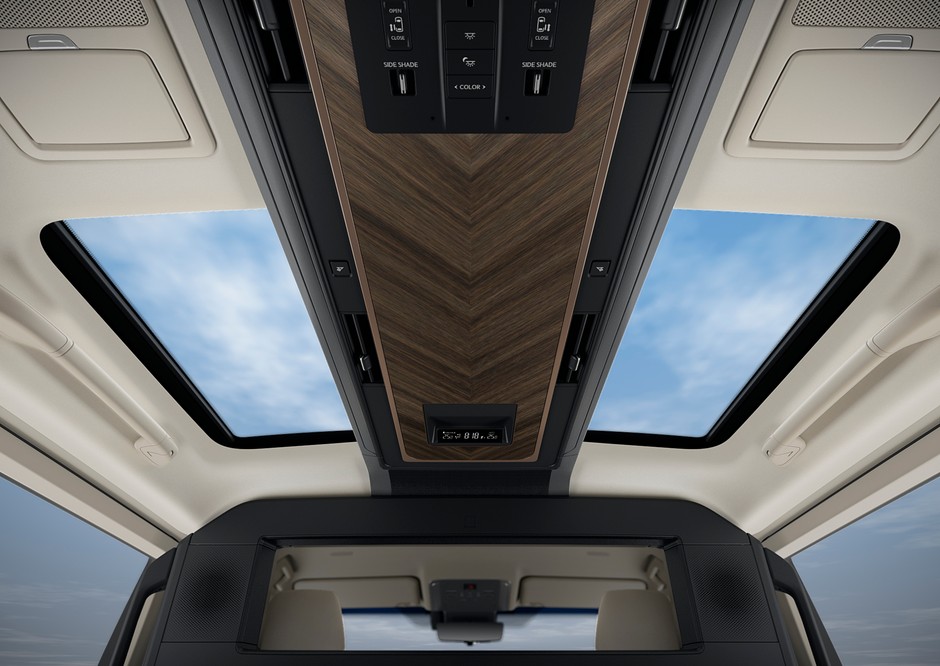 Lexus LM 350h. Ekskluzywny van z Azji debiutuje w Europie