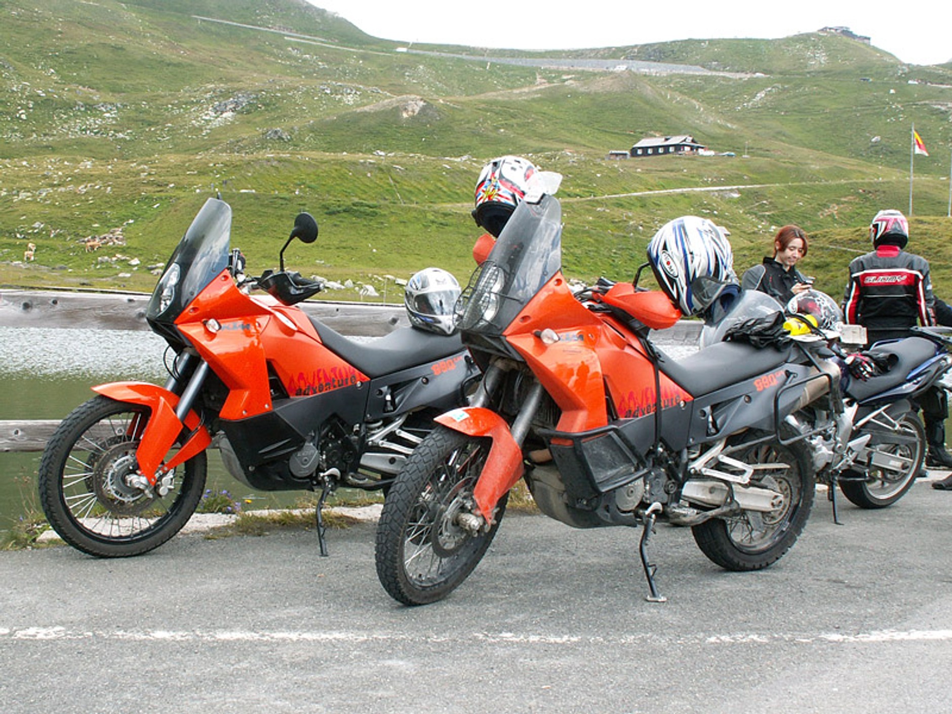 KTM 990 Adventure ABS: SUV na dwóch kołach