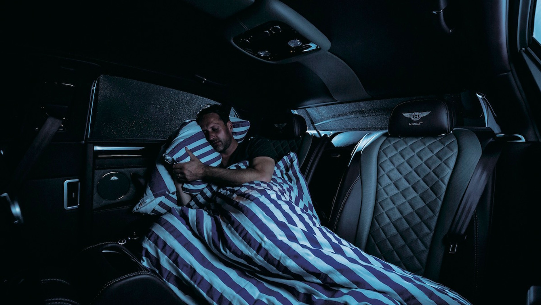 Bentley Flying Spur V8 S - Małe mieszkanko... w Bentleyu