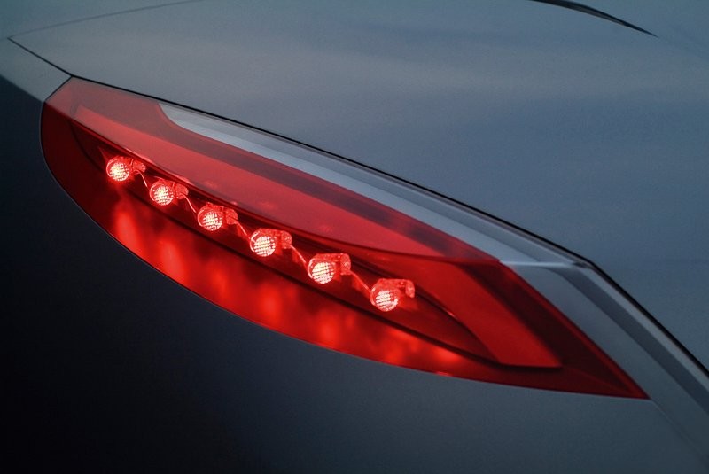 Renault Nepta: pięciometrowy kabriolet dla czterech osób