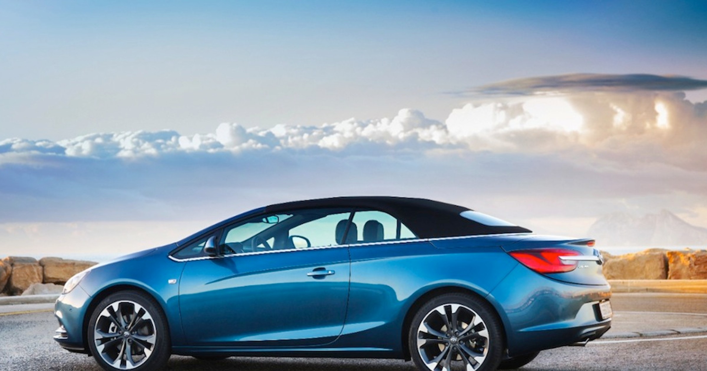 Opel Cascada zadebiutuje w Genewie