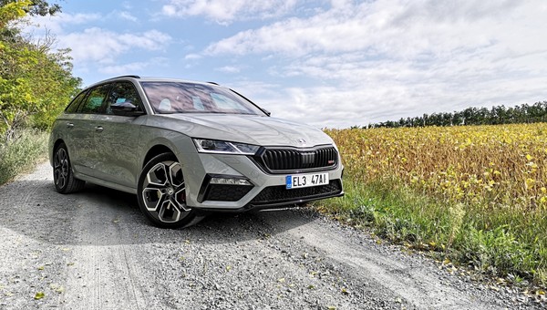 Skoda Octavia RS iV - pierwsza hybrydowa jazda