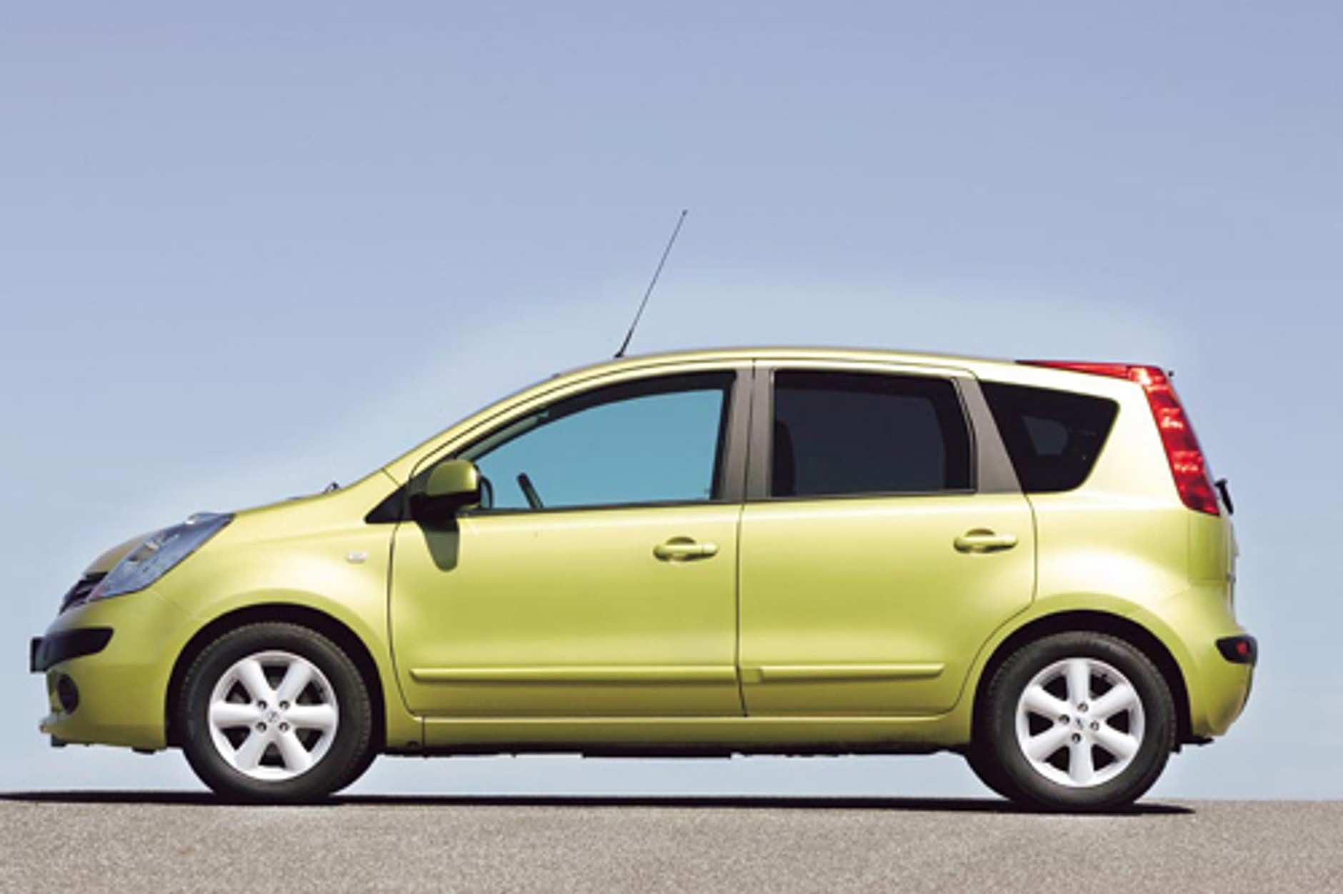 Skoda Roomster, Nissan Note, Renault Kangoo, Opel Meriva - Małe nie musi być ciasne!