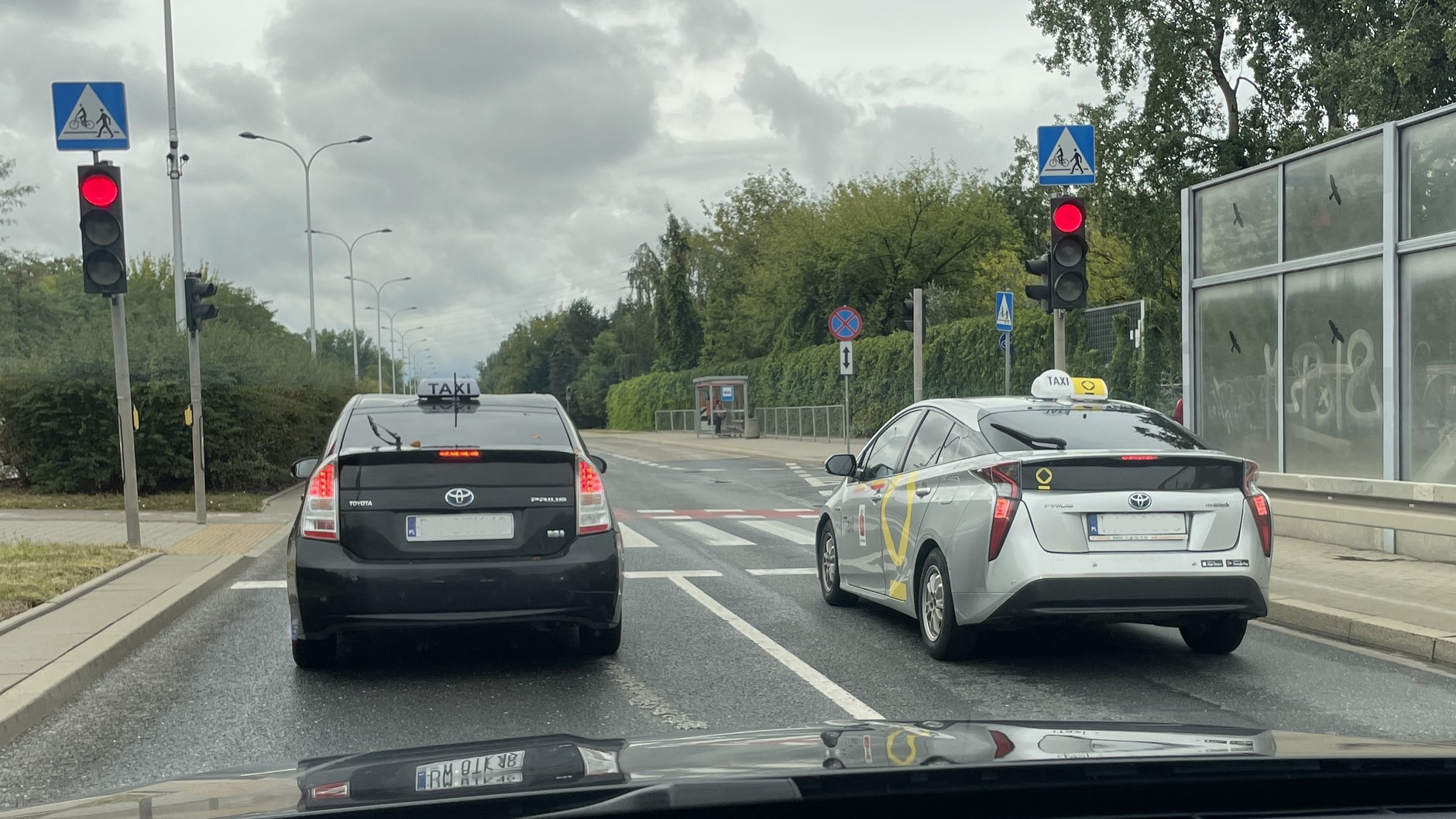 Taksówki na aplikację w Warszawie