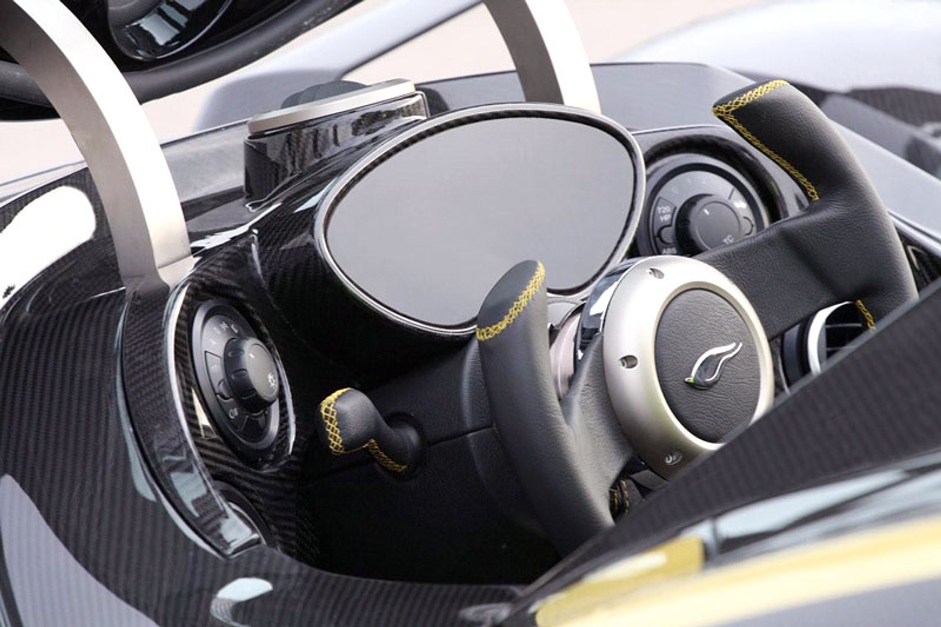 Genewa 2009: Tramontana R - rakieta na kołach