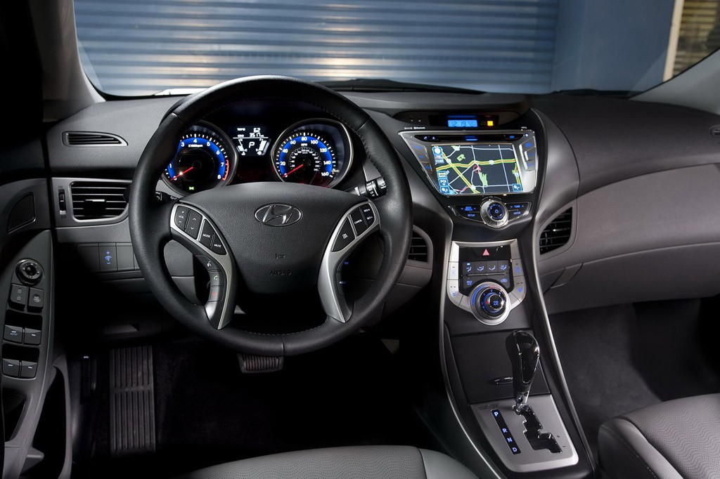 Hyundai Elantra: Świeży powiew