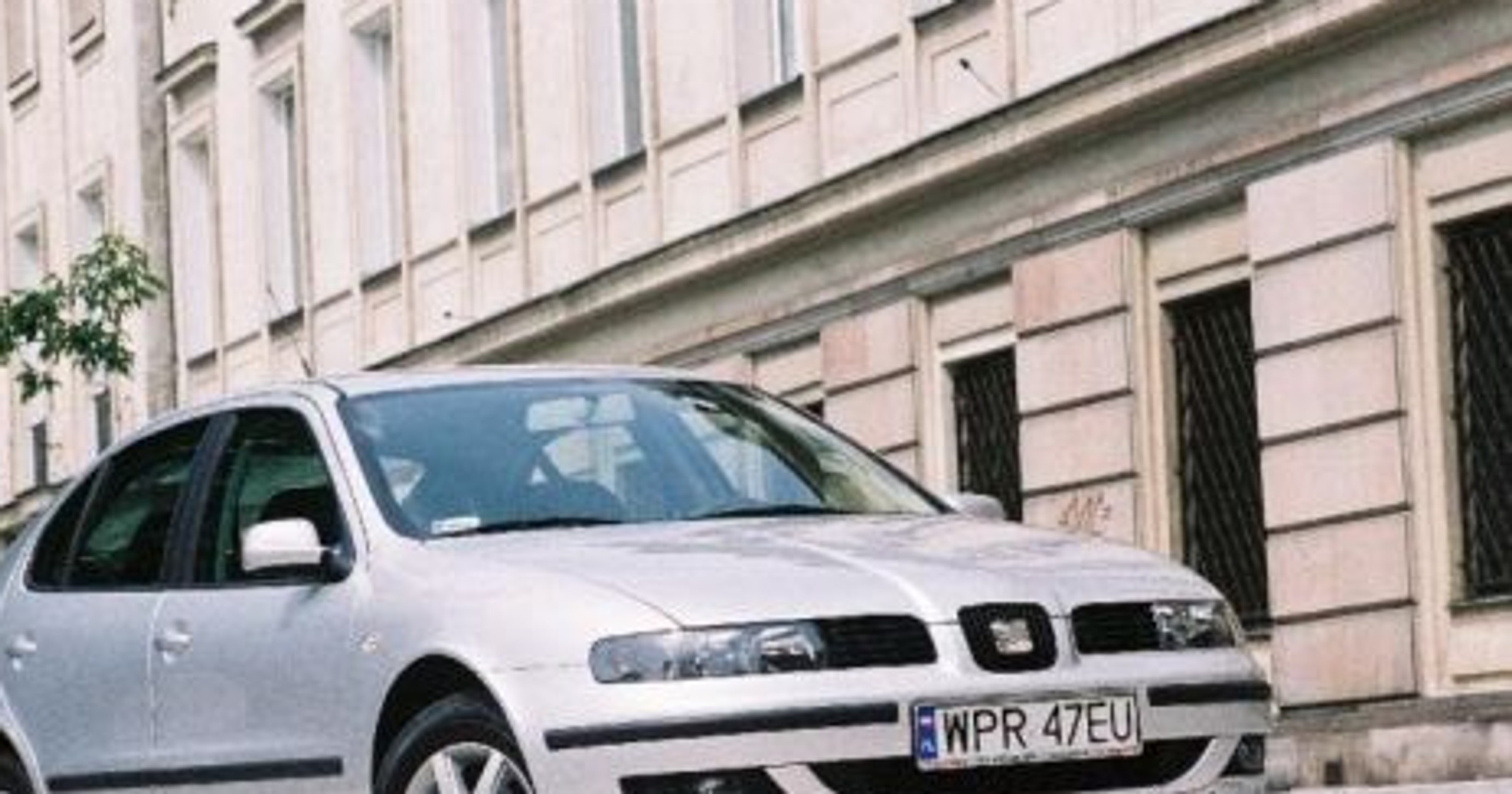 Leon - brat Toledo