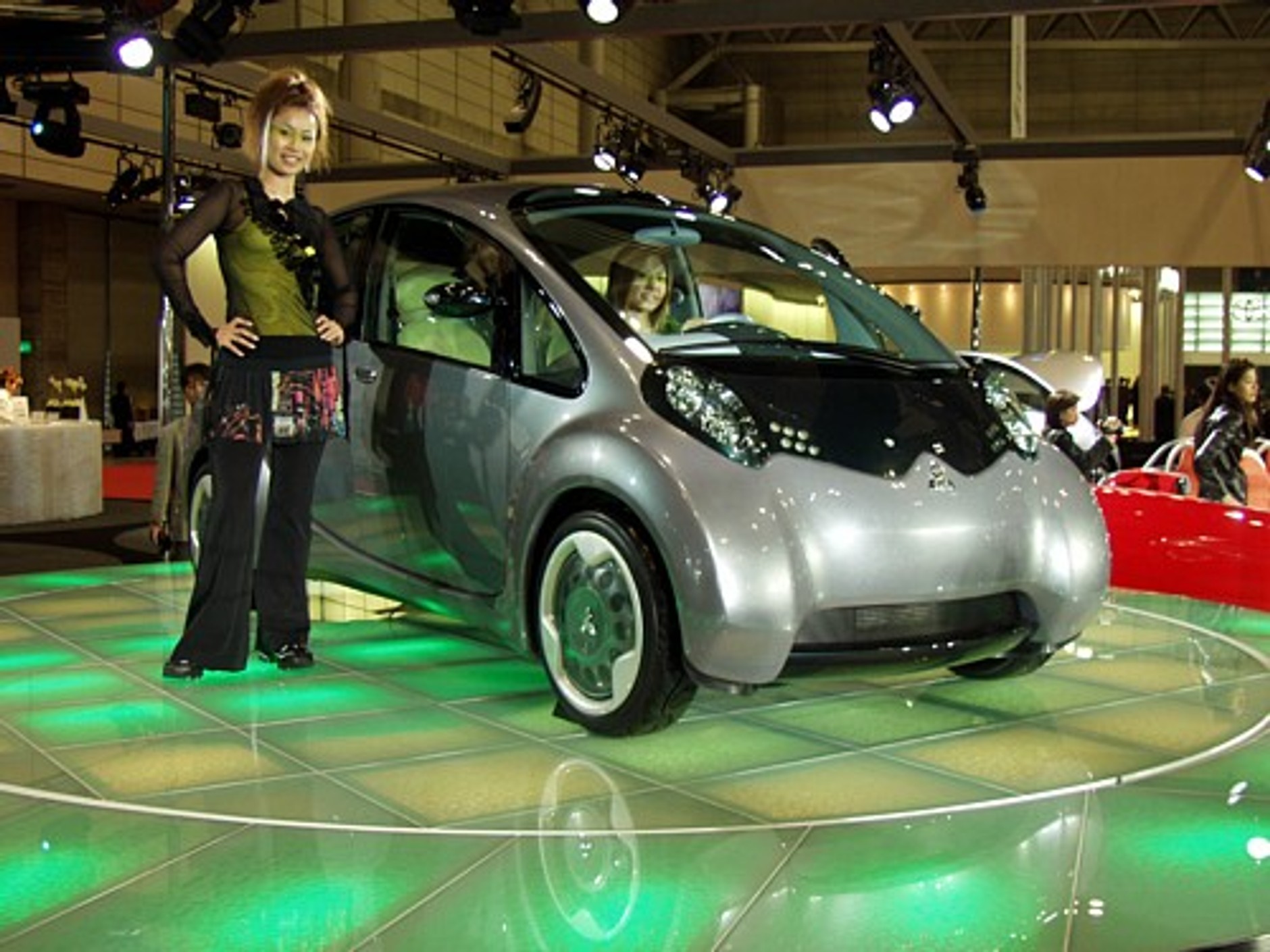 37 Tokyo Motor Show (23.10 - 05.11)