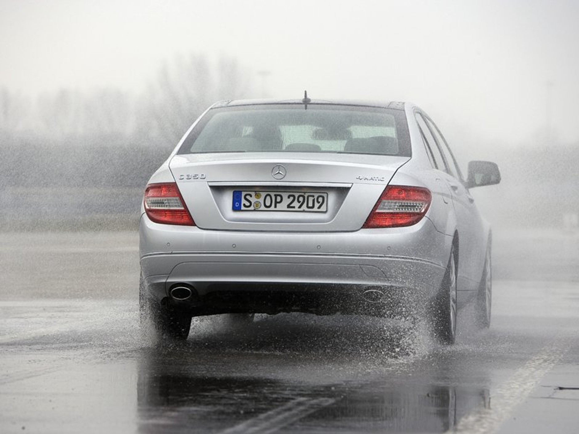 Napęd na obie osie także dla Mercedesa klasy C