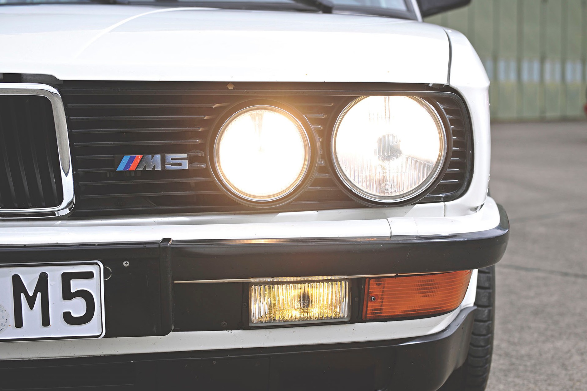 BMW M5 - model z tajną misją