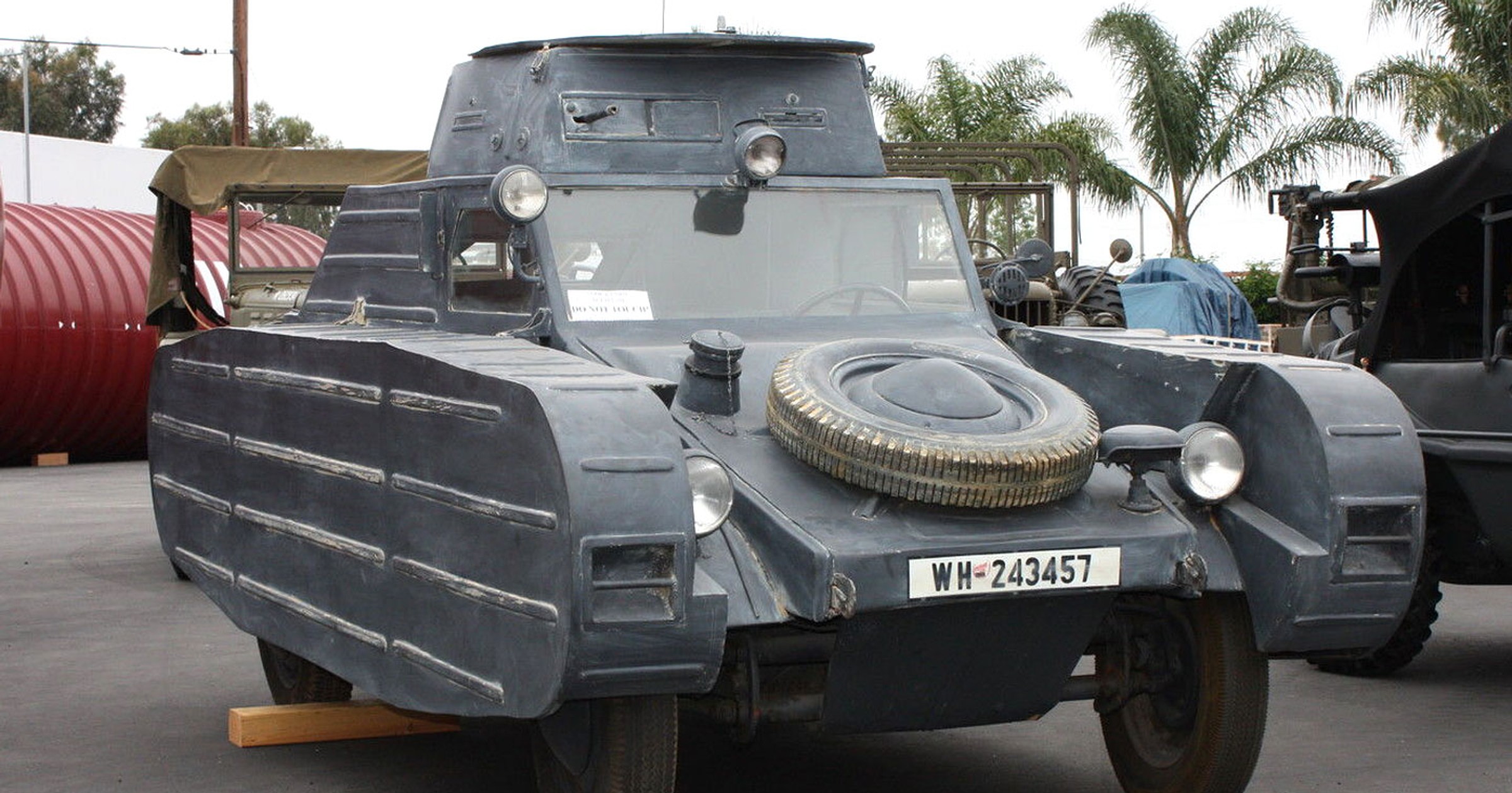 Porsche Typ 823