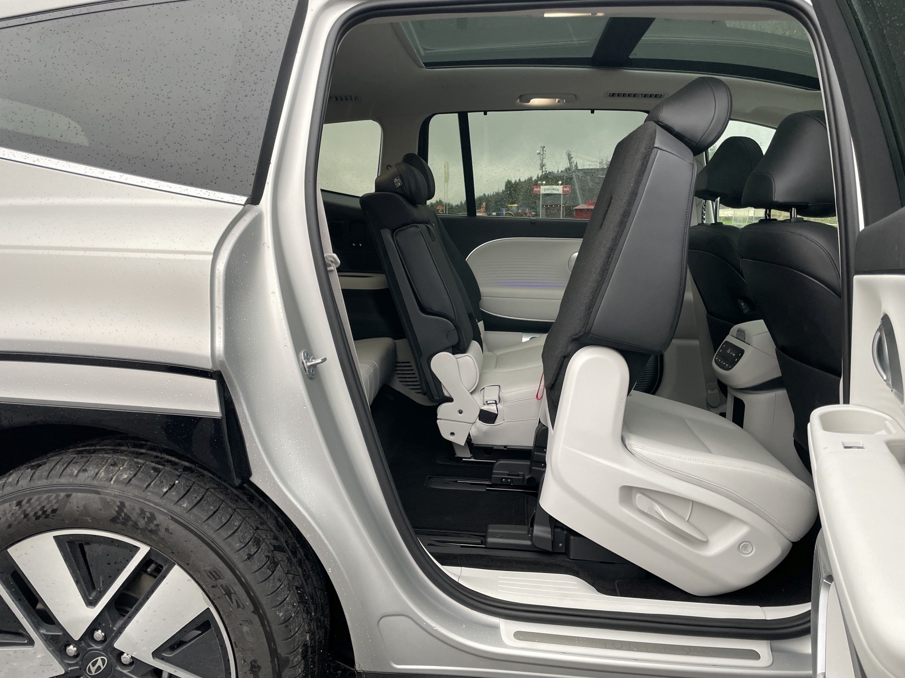 Hyundai Ioniq 9