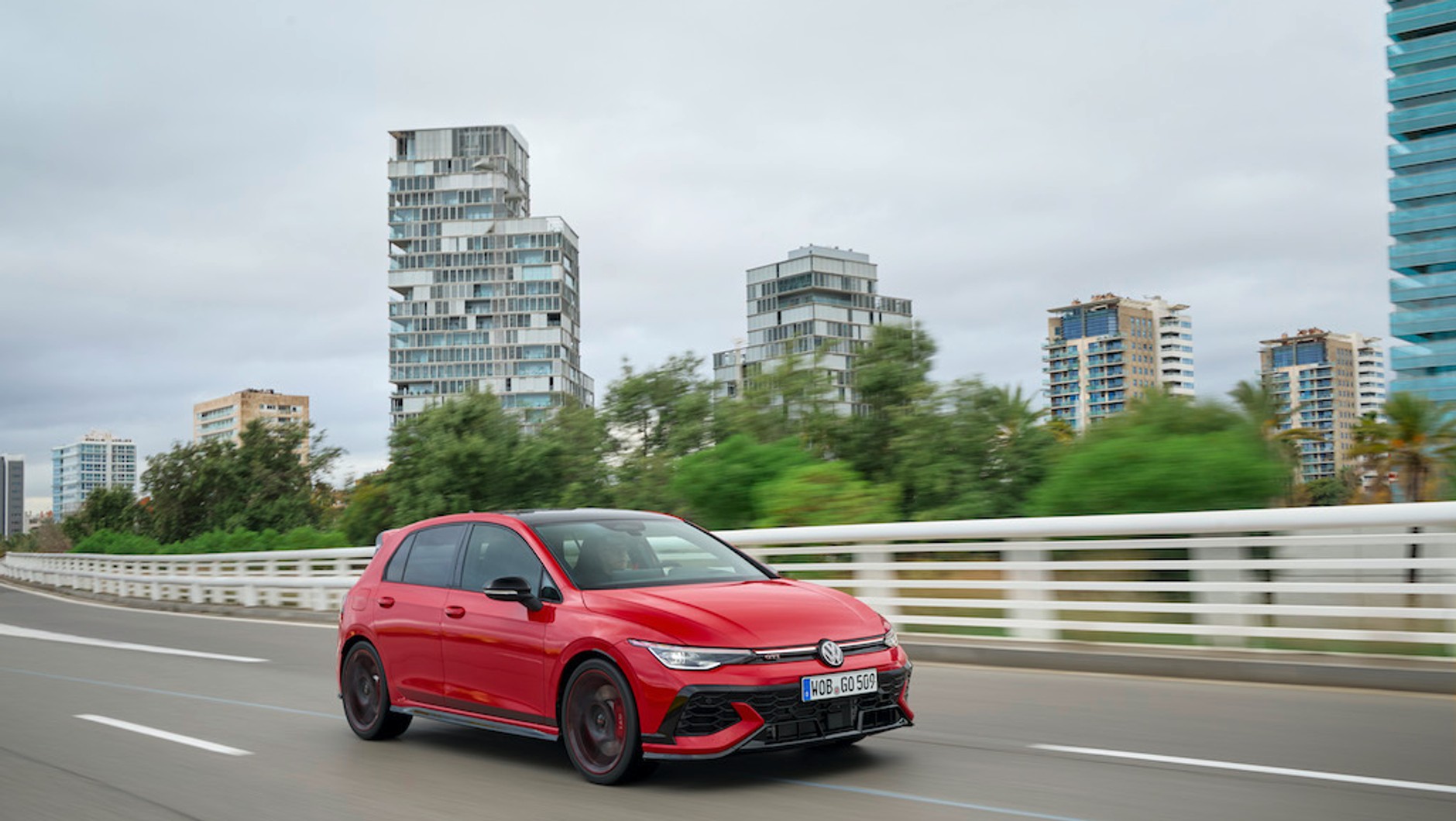 VW Golf GTI Edition 50