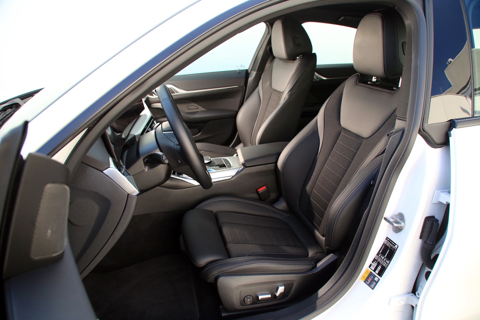 BMW i4 eDrive40 2022 r. 1 generacja