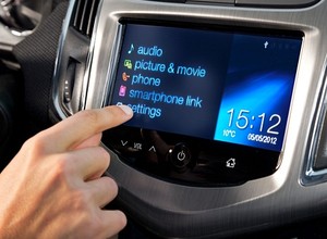 Cruze z systemem MyLink wejdzie do Polski