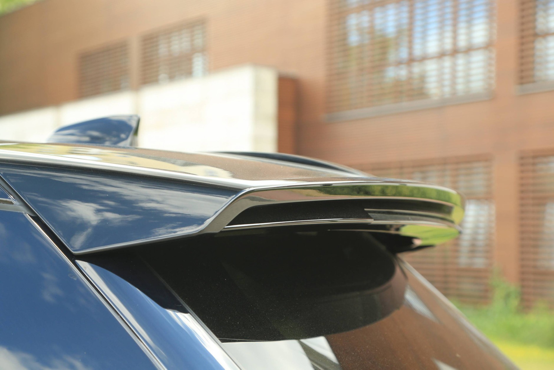 Range Rover Sport SVR – cudownie bezsensowny olbrzym |Test