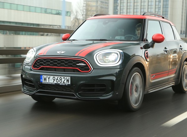 Mini Countryman John Cooper Works - łączy niemożliwe