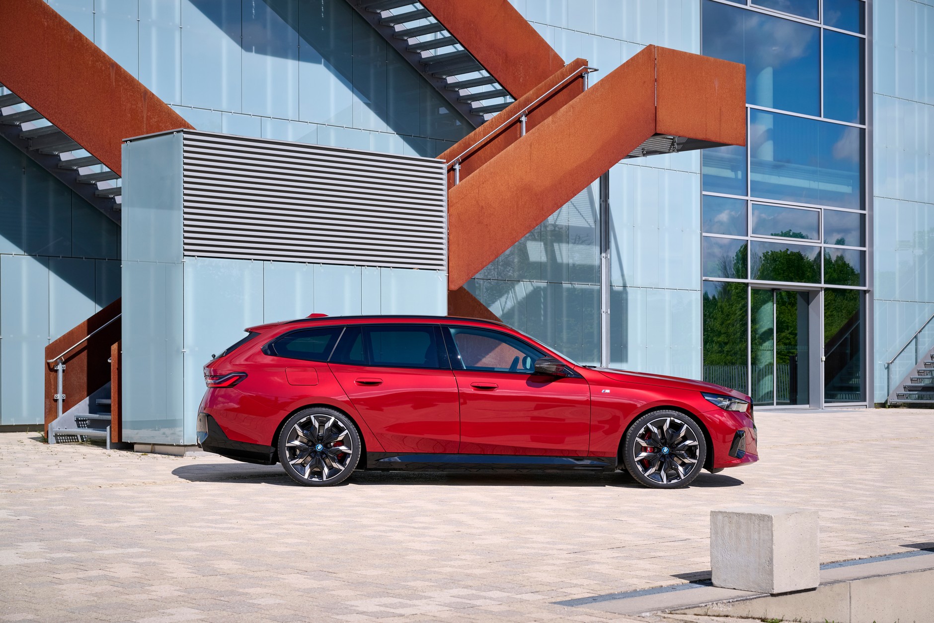 BMW i5 M60 xDrive Touring (2024)