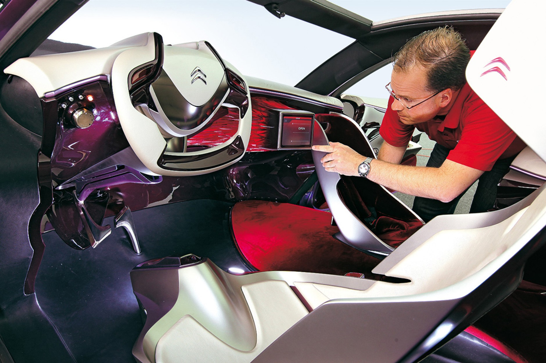 Citroën REVOLTe - Oto 2CV XXI wieku! (Wideo)