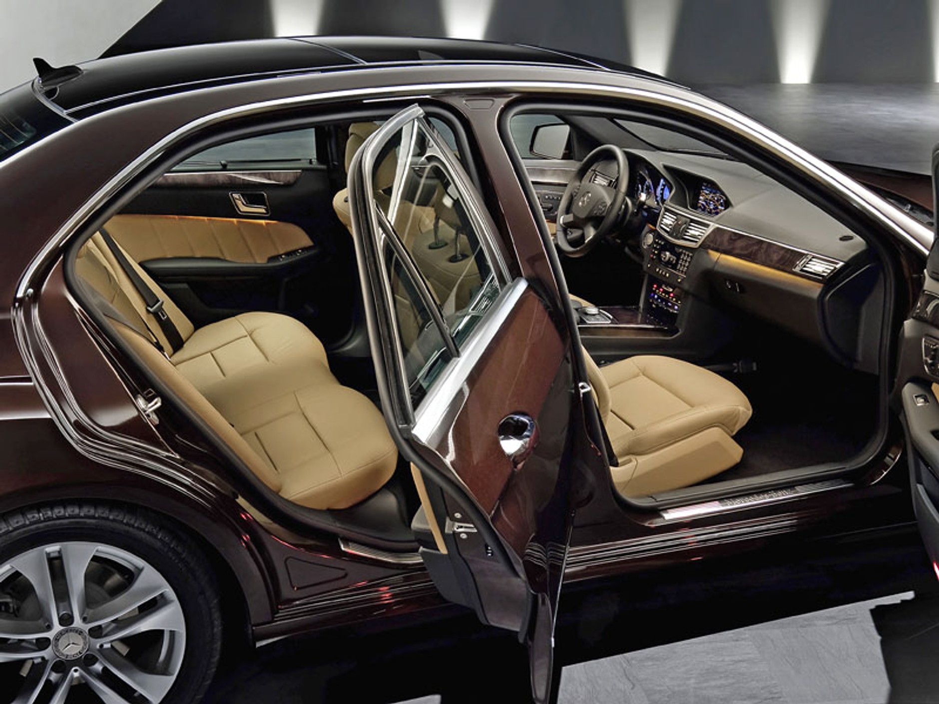 Genewa 2009: Mercedes-Benz klasy E – pierwsze wrażenia