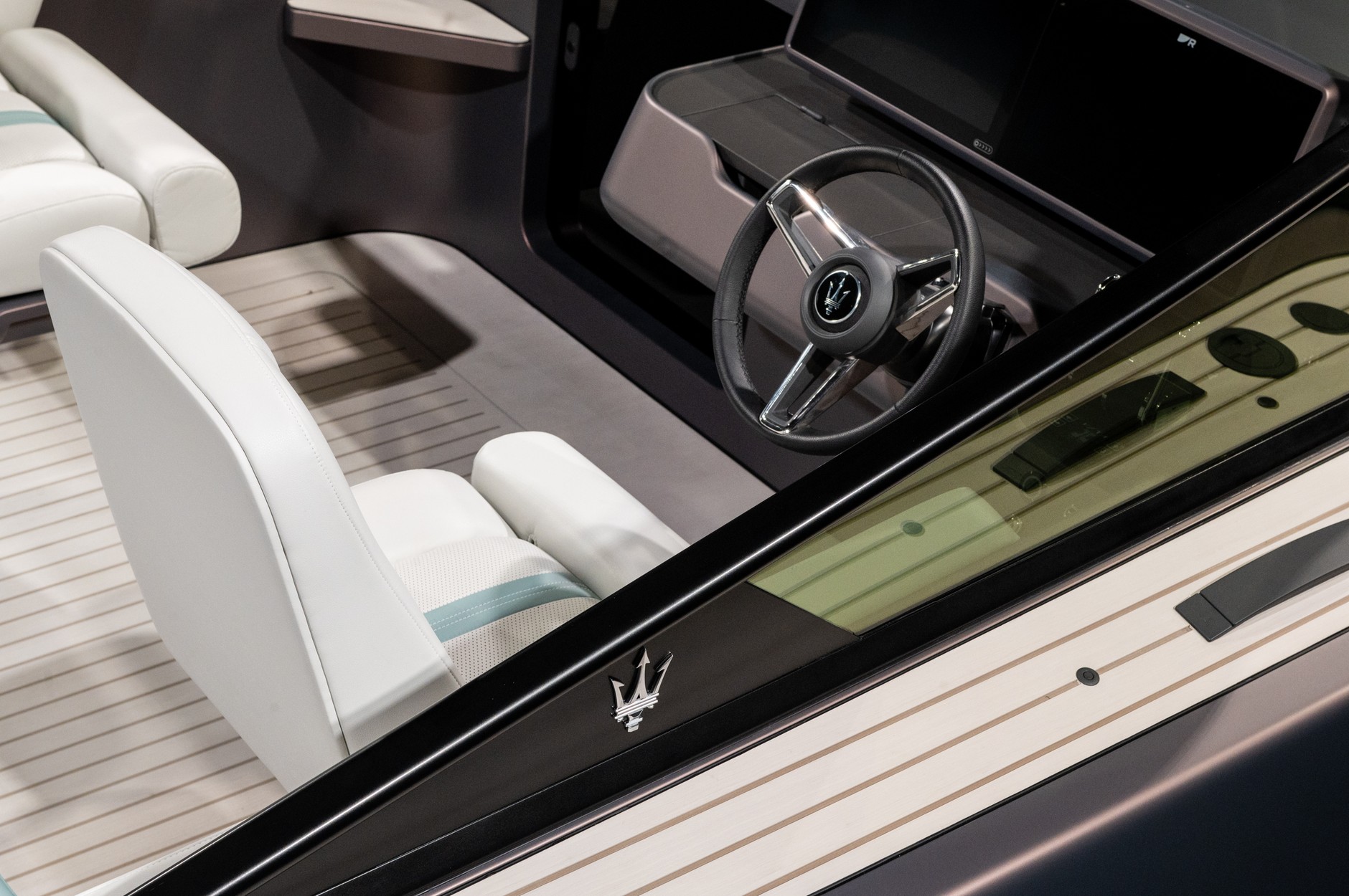 Łódź Maserati Tridente