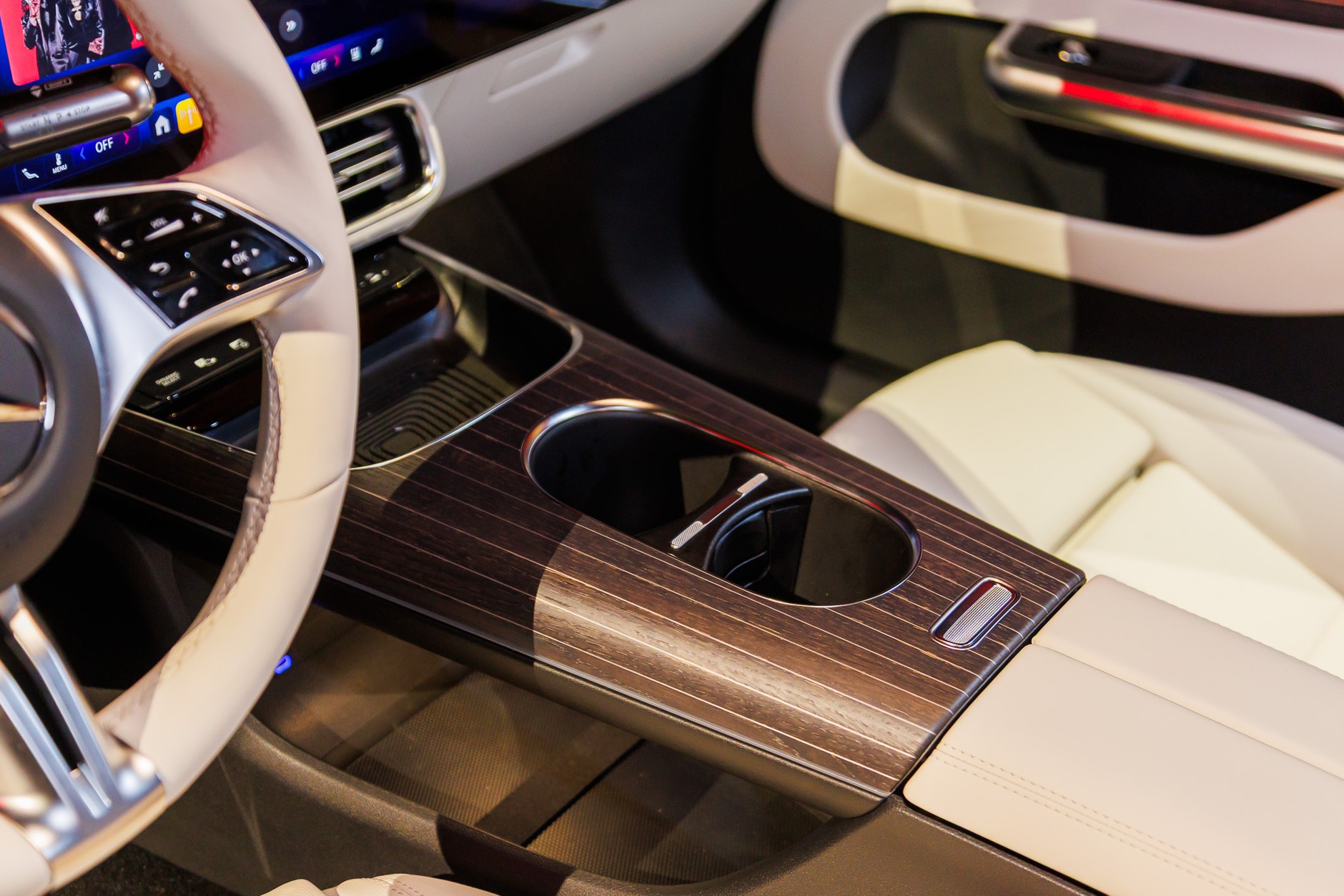 2025 Mercedes-Benz CLA