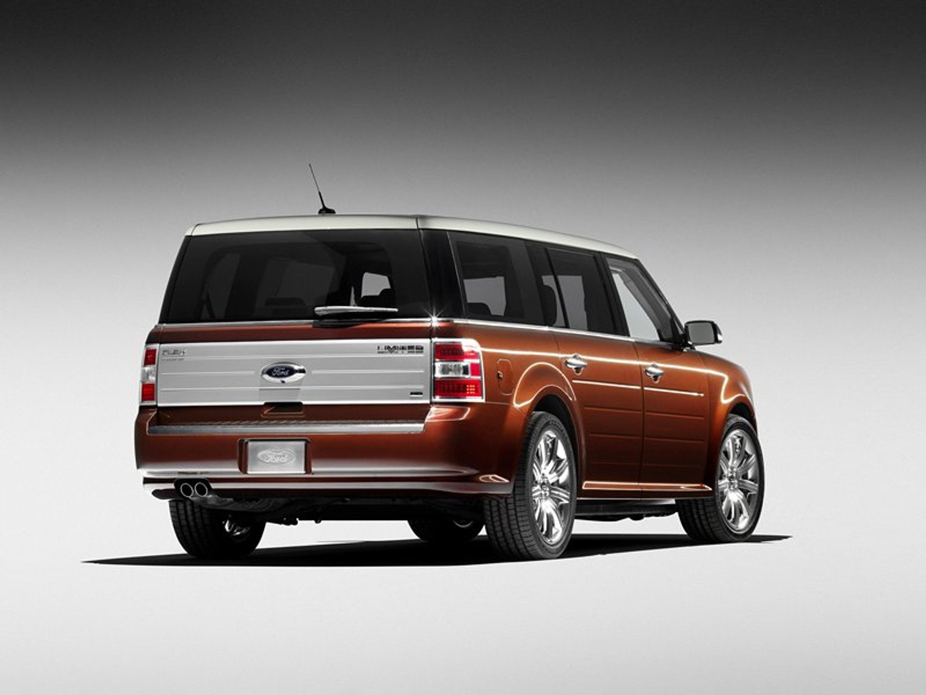 Pięciometrowy Ford Flex: crossover dla typowej amerykańskiej rodziny