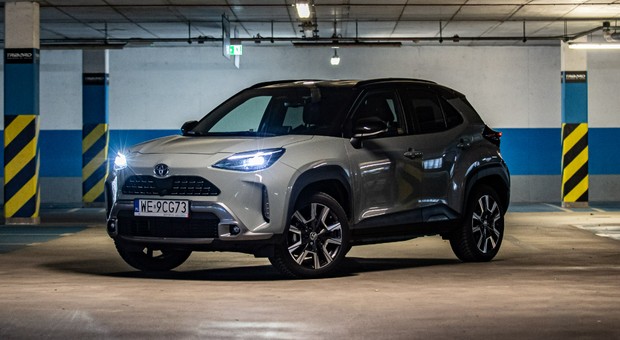 Kto pracuje w firmie, w której jeżdżą flotowe Toyoty, ten ma szczęście
