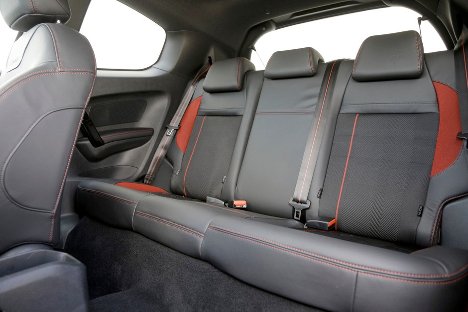 Peugoet 208 GTI