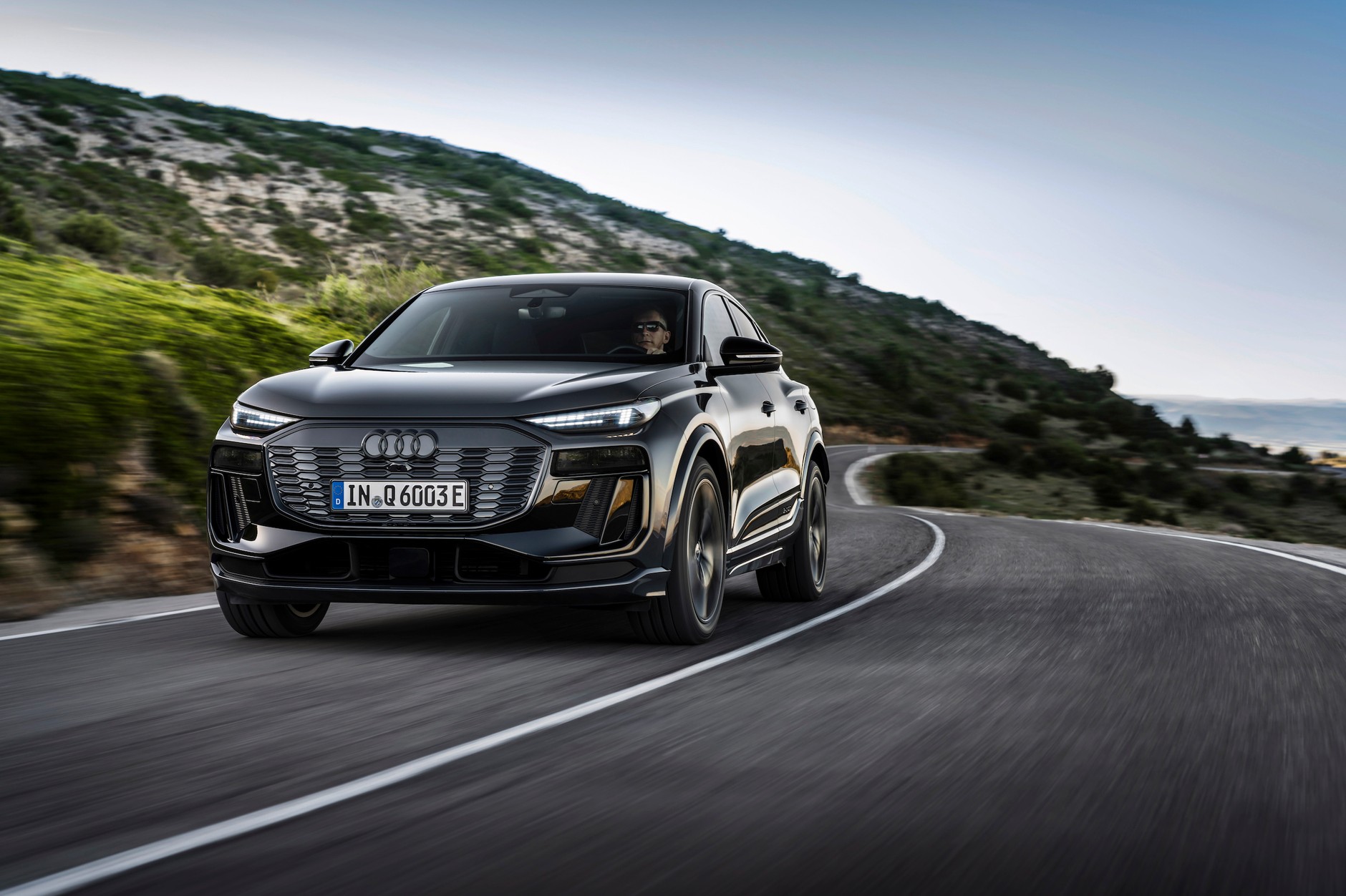 Audi SQ6 e-tron